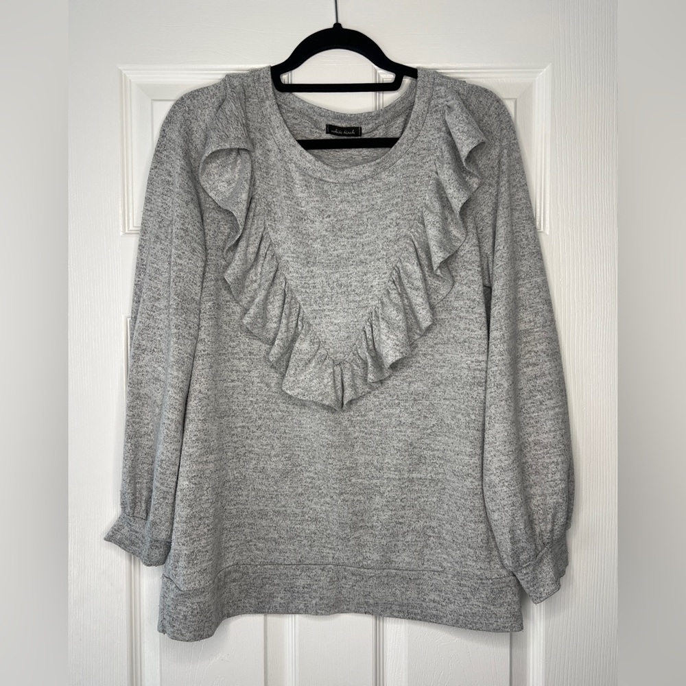 White Birch Gray Ruffle Detail Long Sleeve Knit Top | Size Large